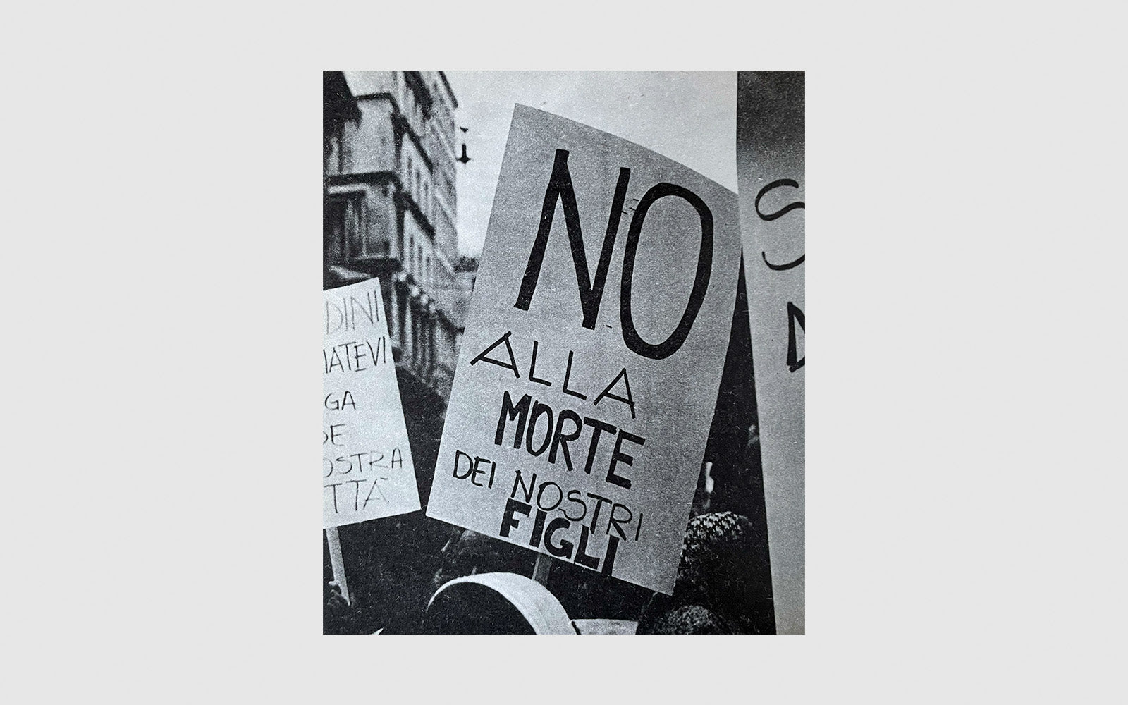 Basta Morire di Eroina