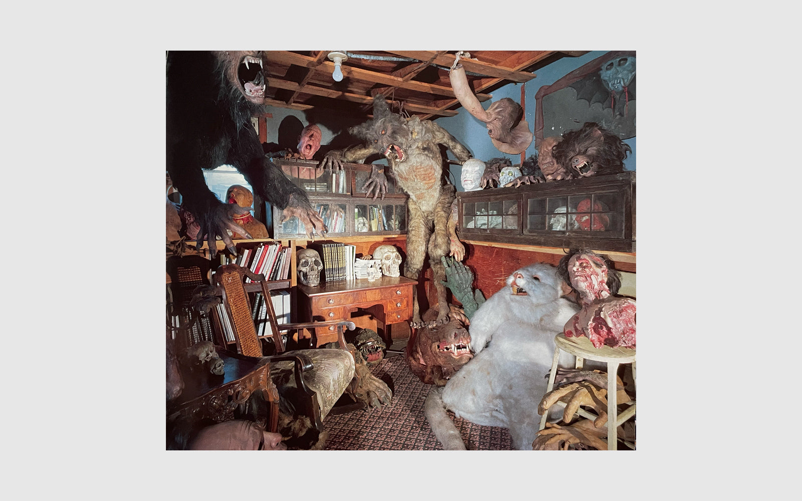 WEIRD ROOMS