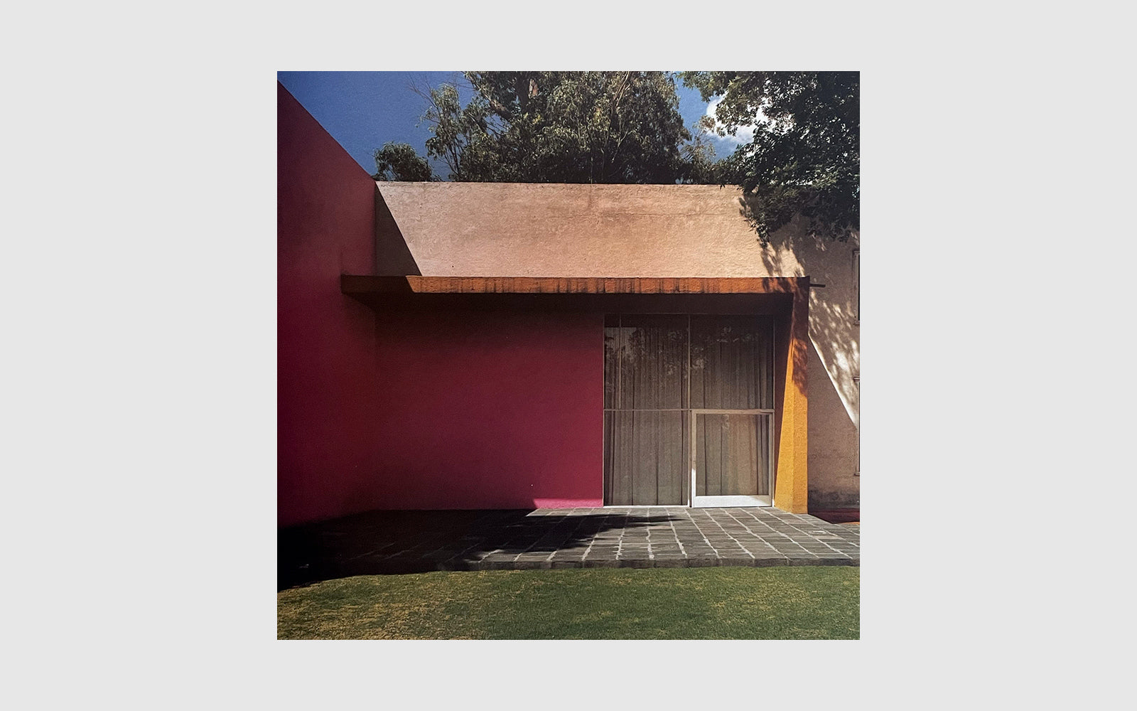BARRAGAN