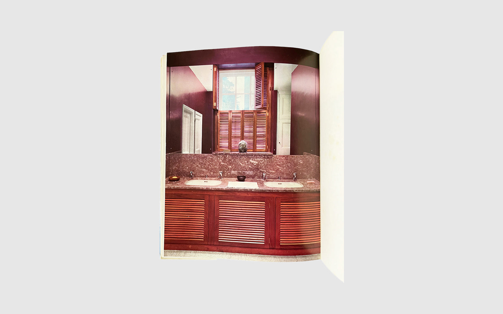David Hicks on bathrooms