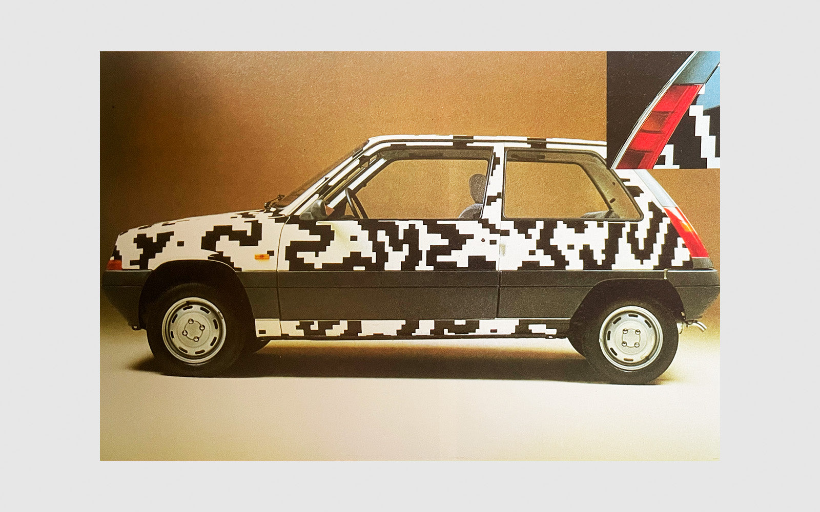 FAW, product: Alchimia: Contemporary Italian Design (Fig. 5)