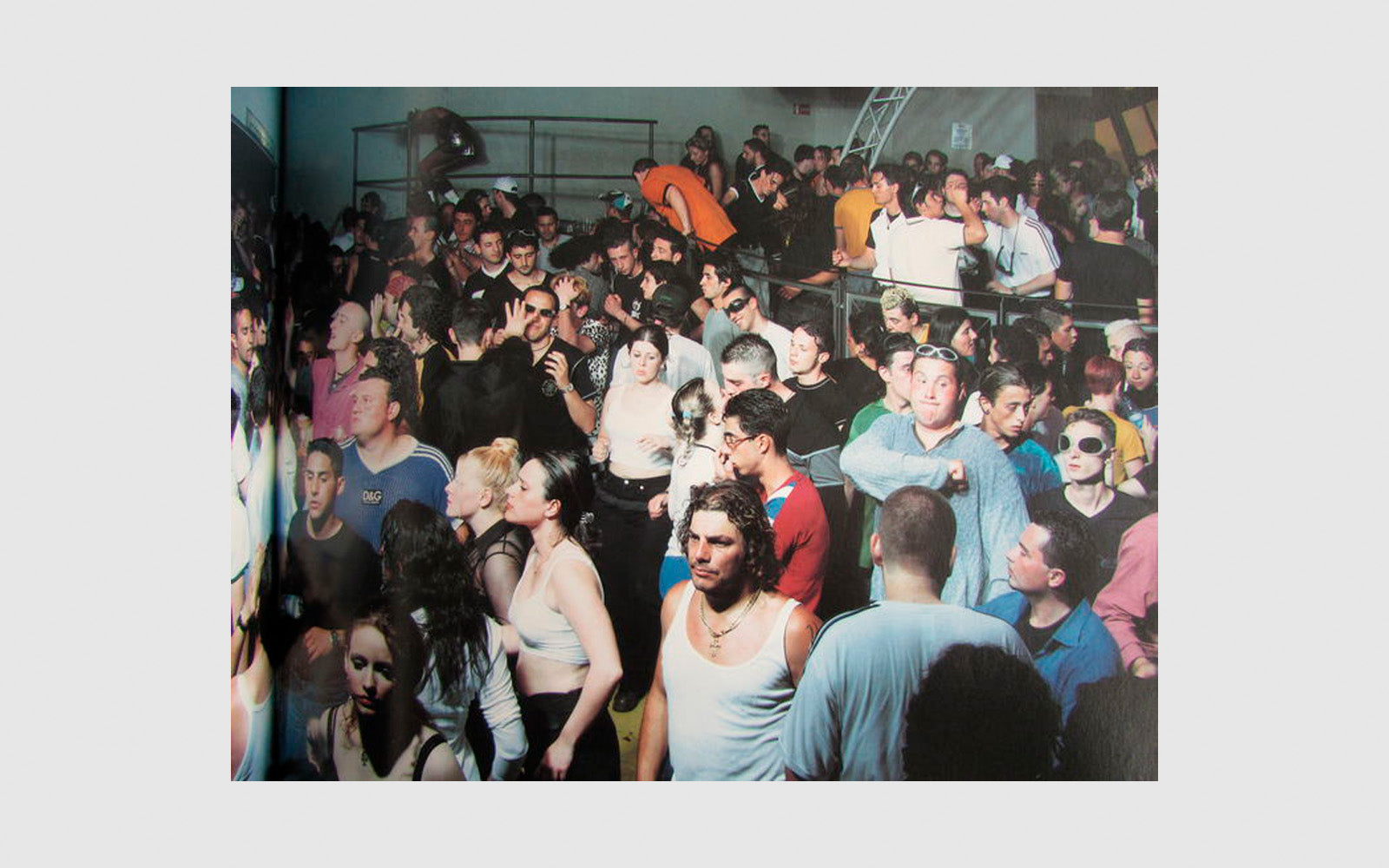 FAW [Beach & Disco, Massimo Vitali - FAW Books]