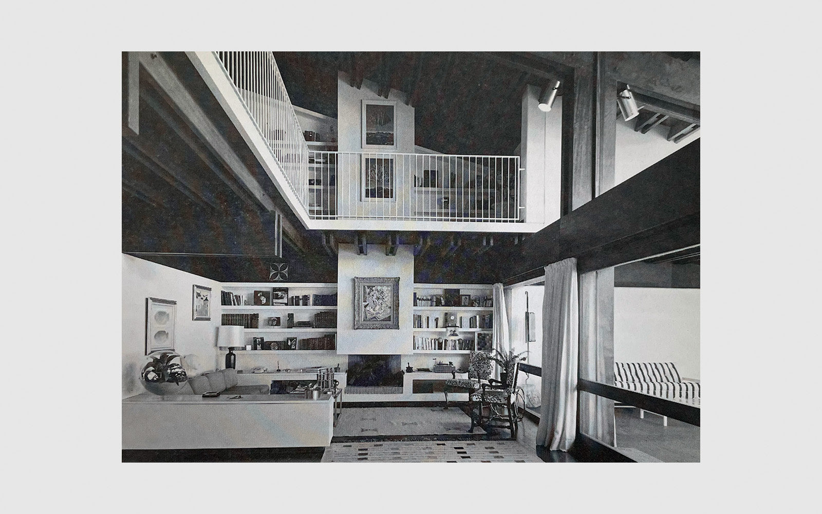 FAW, product: FERNANDO HIGUERAS · SIGNED (Fig. 9)