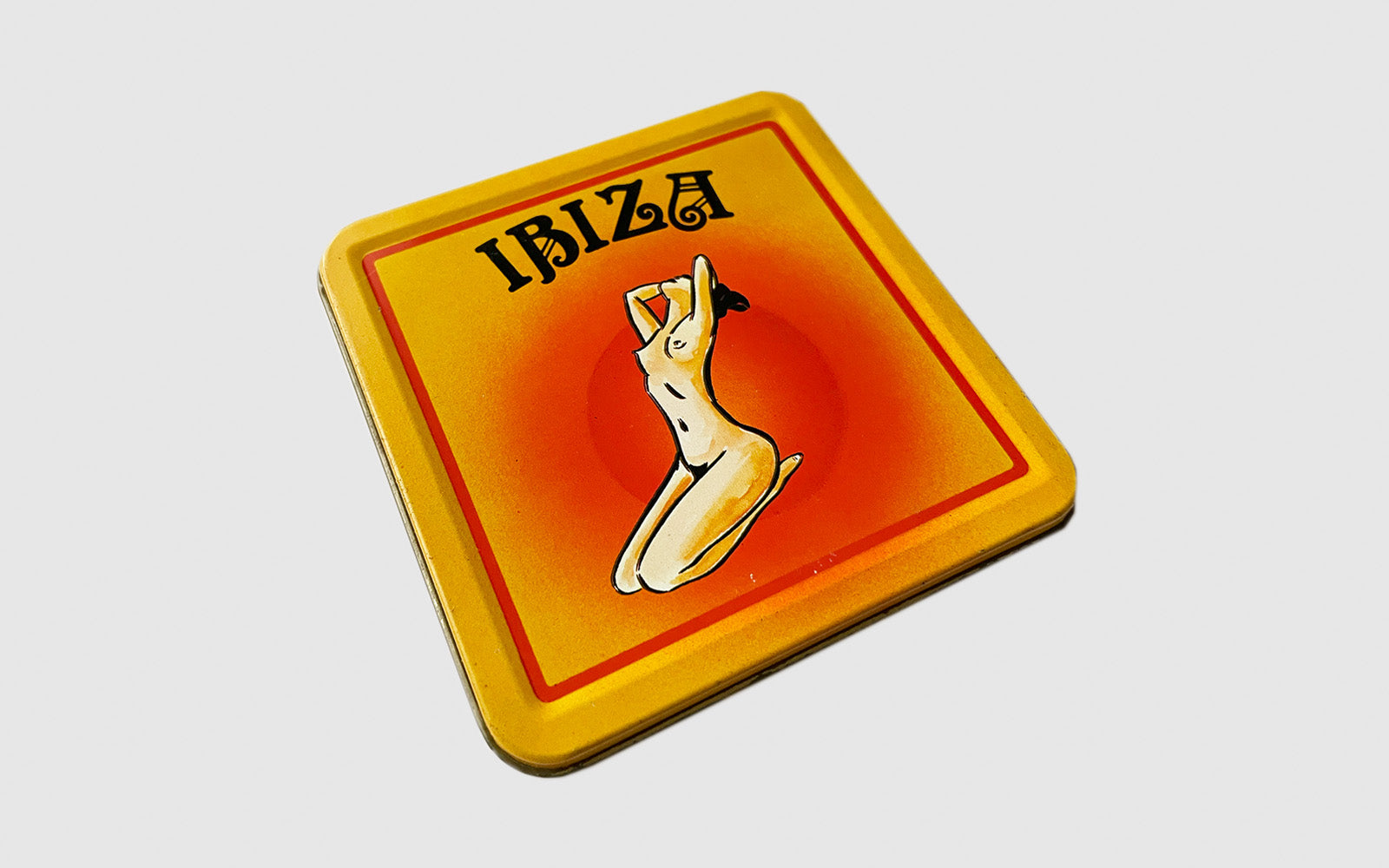 FAW, product: Ibiza cigarette case (Fig. 2)