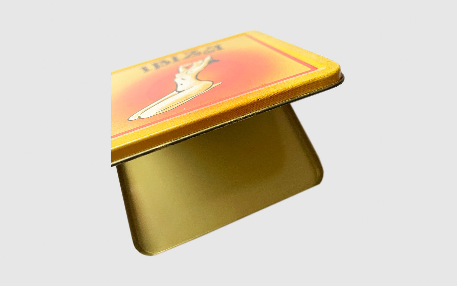 FAW, product: Ibiza cigarette case (Fig. 4)