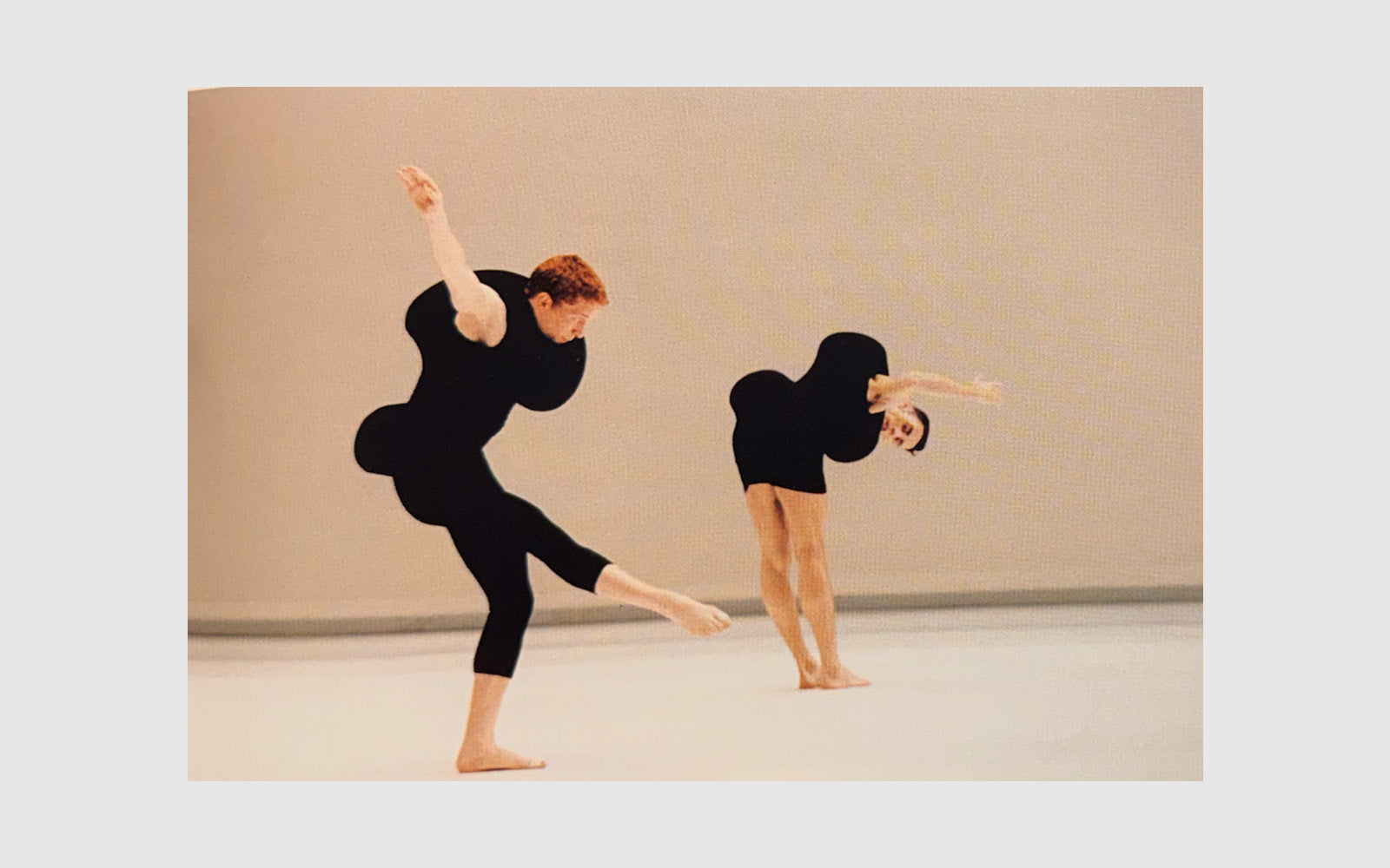 FAW, product: Merce Cunningham Dance Company (Fig. 3)