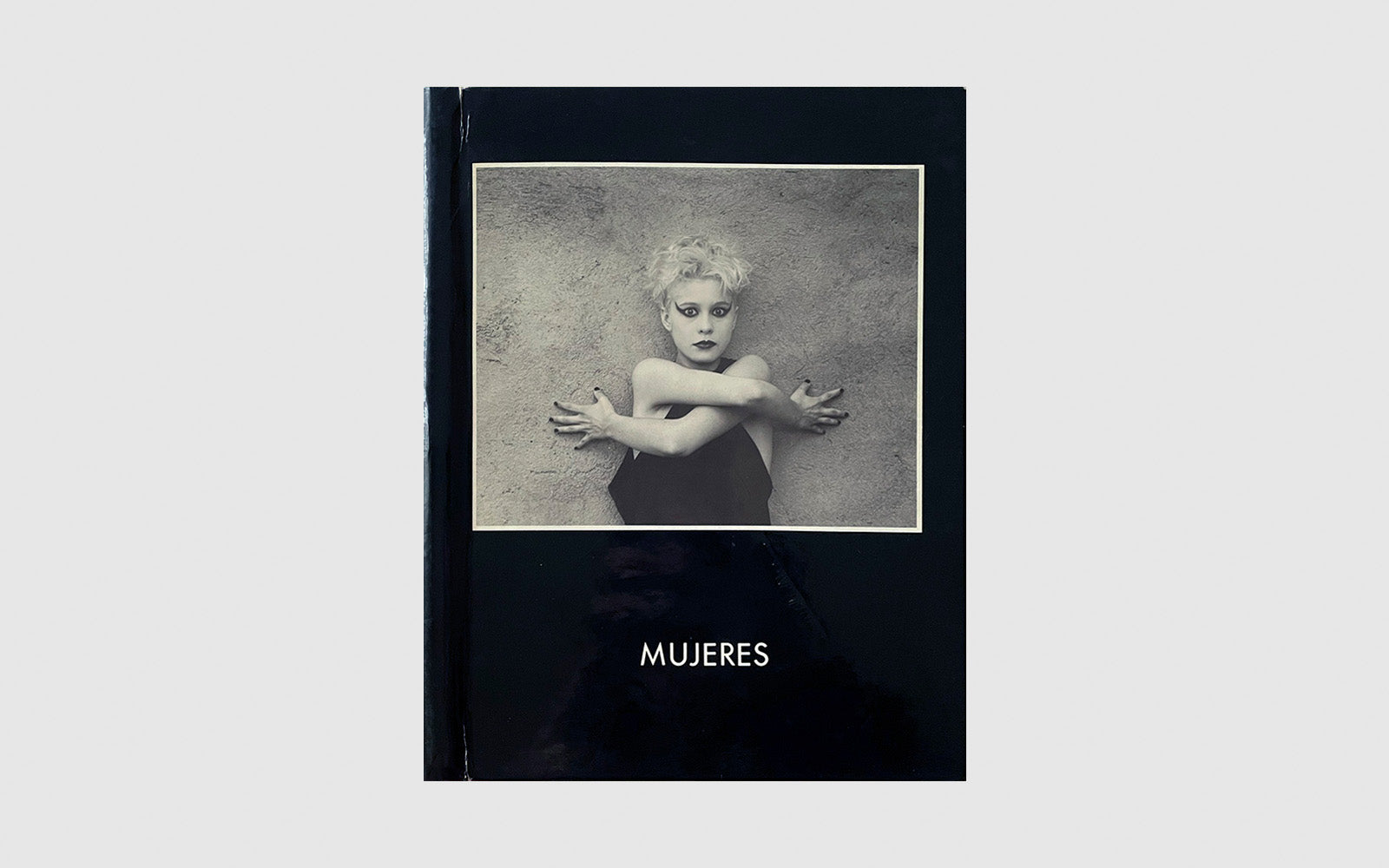 FAW, product: MUJERES (Fig. 1)