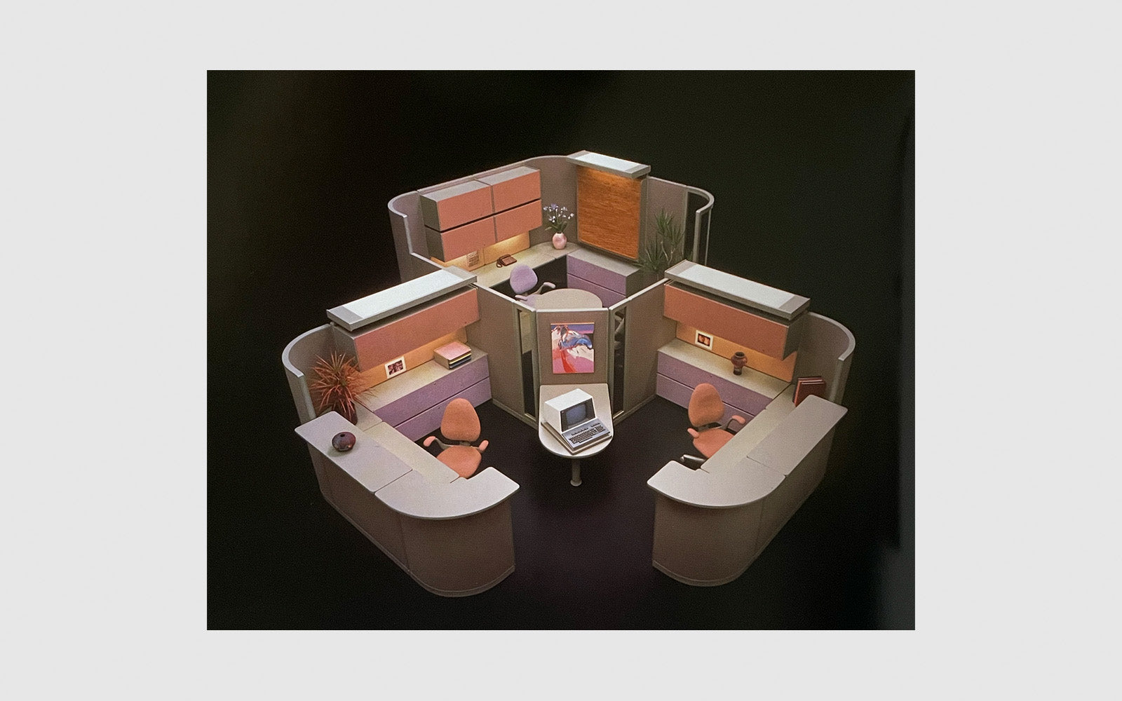 FAW, product: Office systems (Fig. 8)