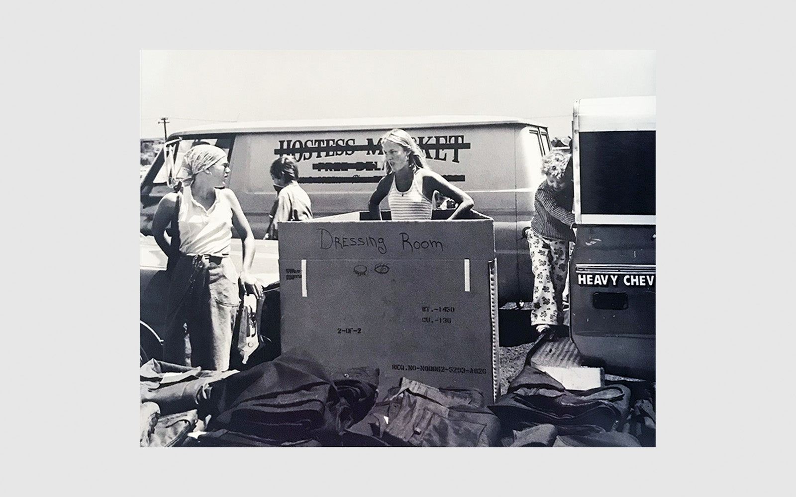 FAW, product: Photographs (Fig. 8)