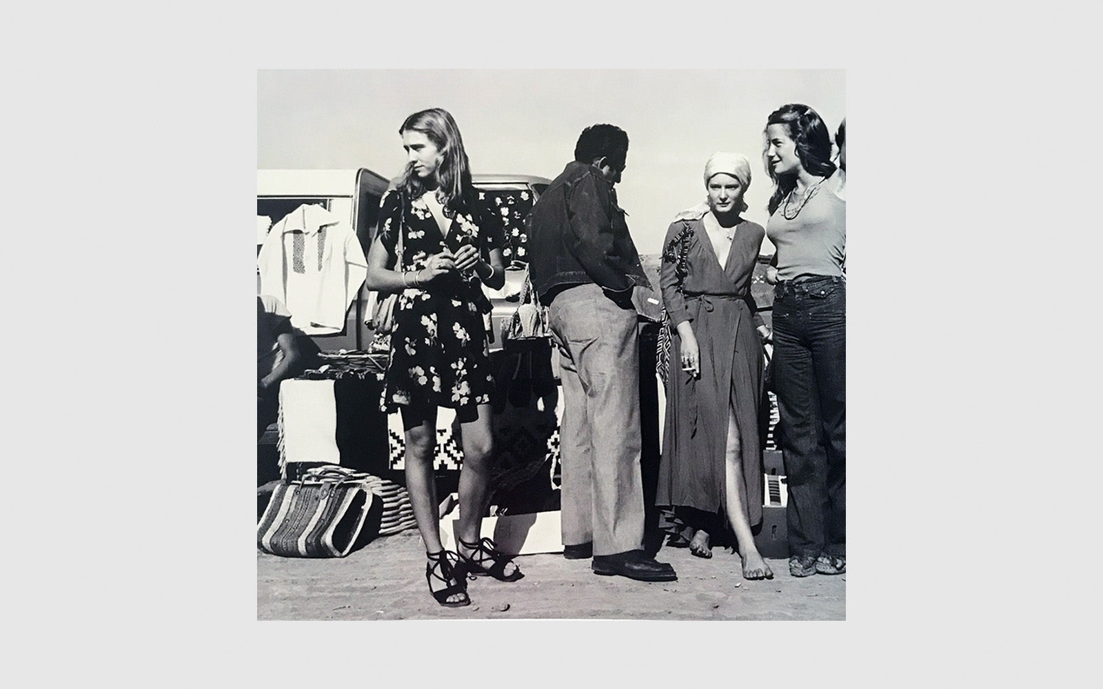 FAW, product: Photographs (Fig. 9)