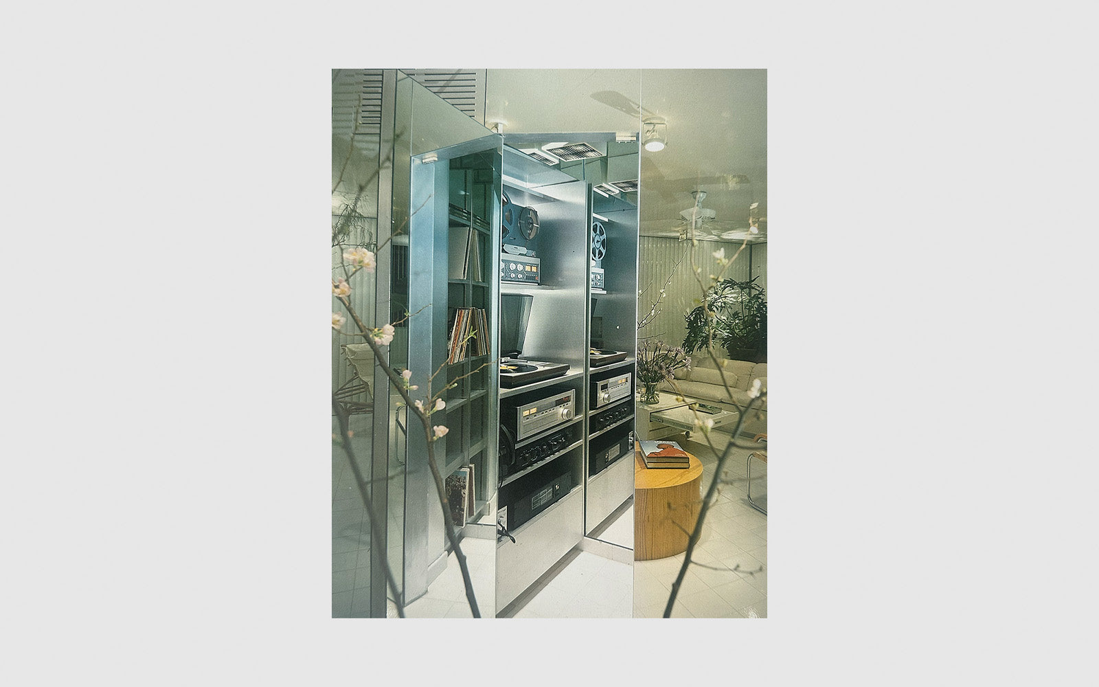 FAW, product: The Media Design Book (Fig. 8)