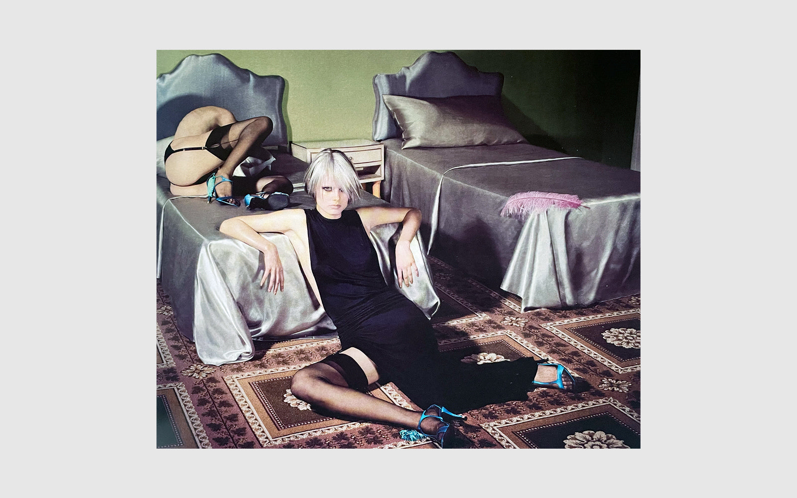 FAW, product: VERSACE S/S 2001 (Fig. 7)