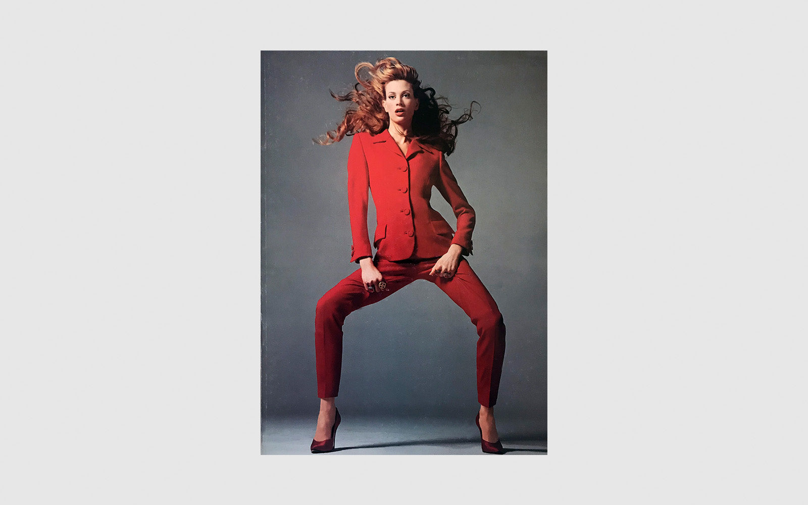 FAW, product: VERSACE F/W 1995-96 (Fig. 1)