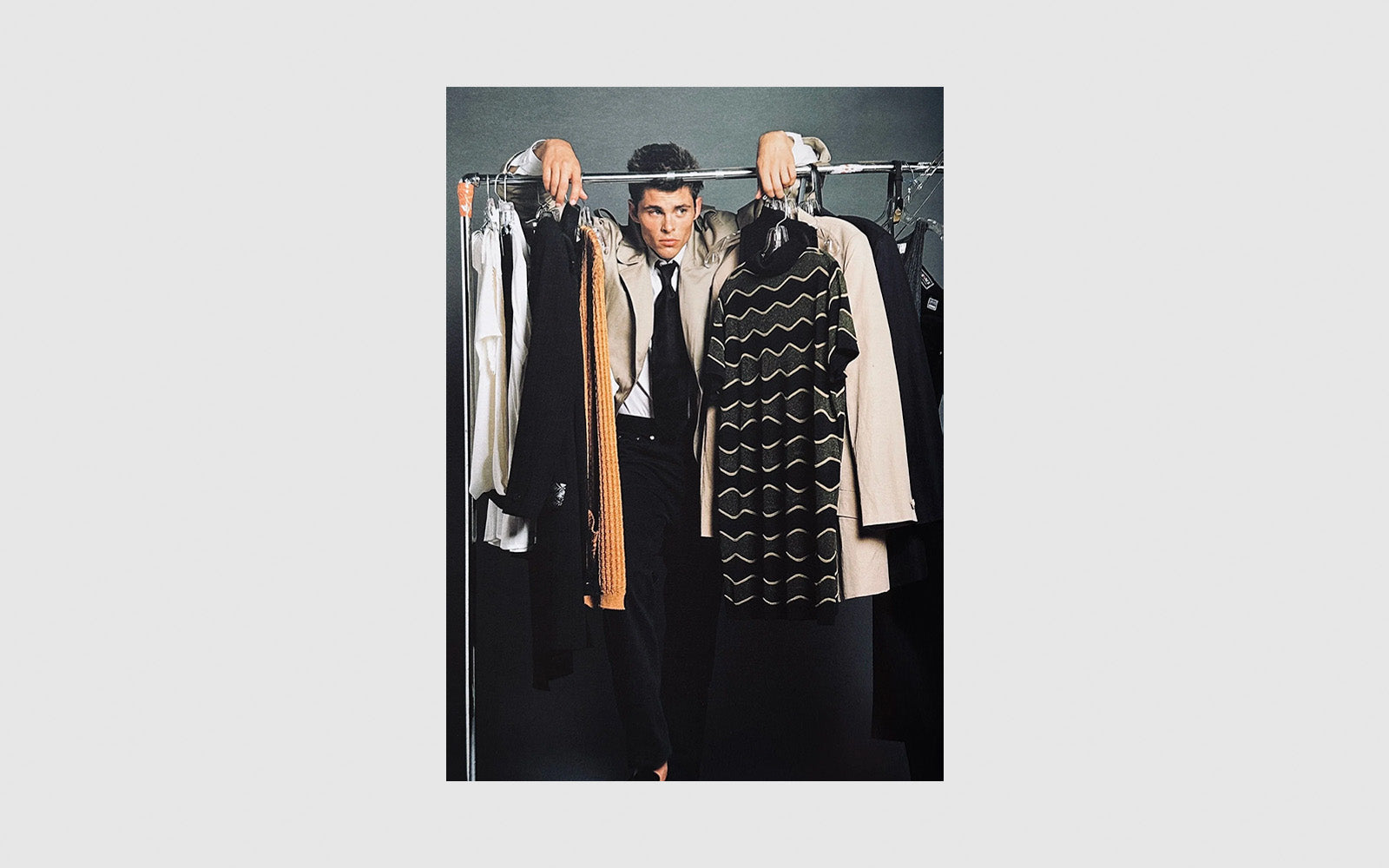 FAW, product: Versace S/S 1997 (Fig. 4)