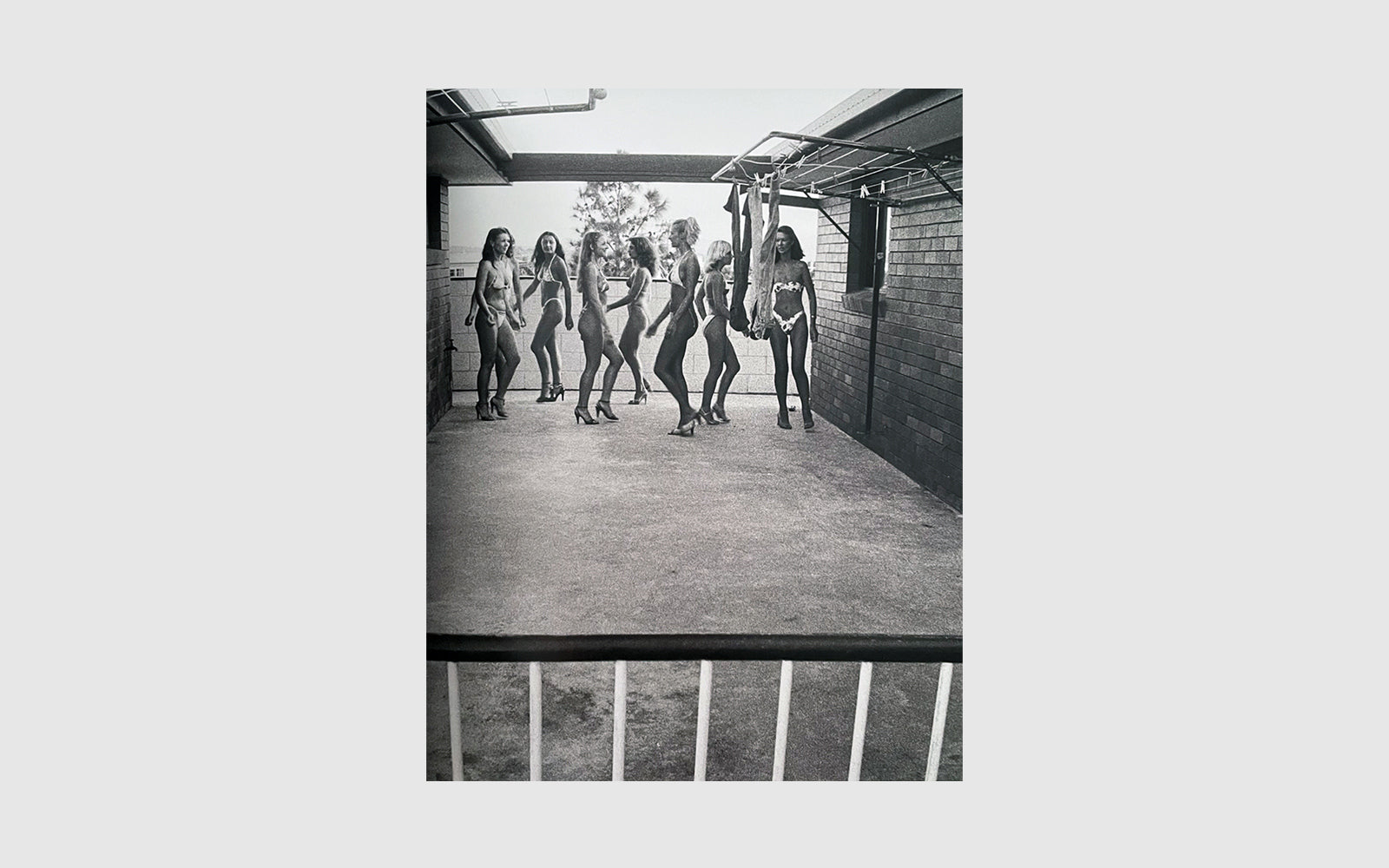 FAW, product: DECADENT 1980-2000 (Fig. 8)